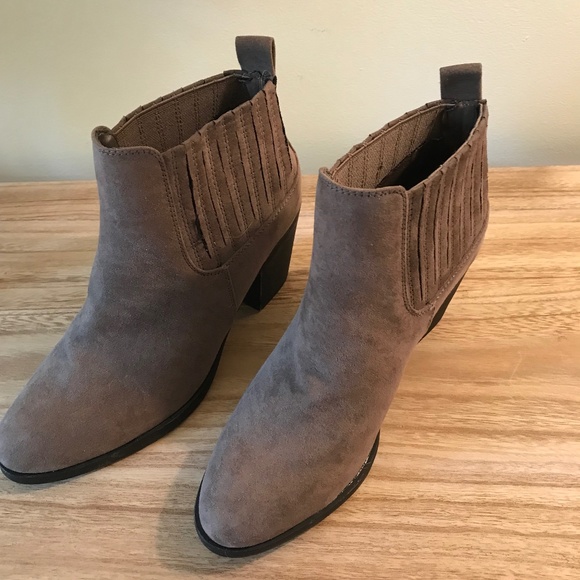 Brown Bootie with Heel - Picture 1 of 3
